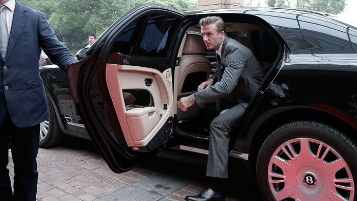 quem é o jogador mais rico do mundo David Beckham
